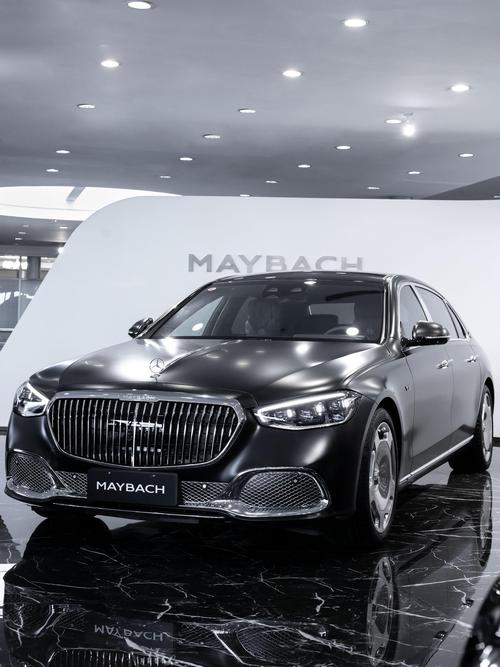 佛山34岚图汽车的售后服务让用户无忧出行，迈巴赫未来的豪华车趋势