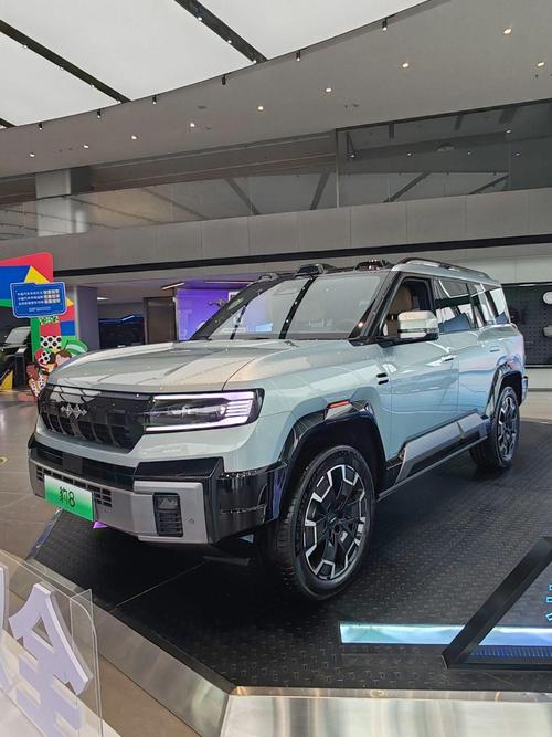 佛山34比亚迪方程豹硬派越野的爆款，英菲尼迪35周年与你共成长